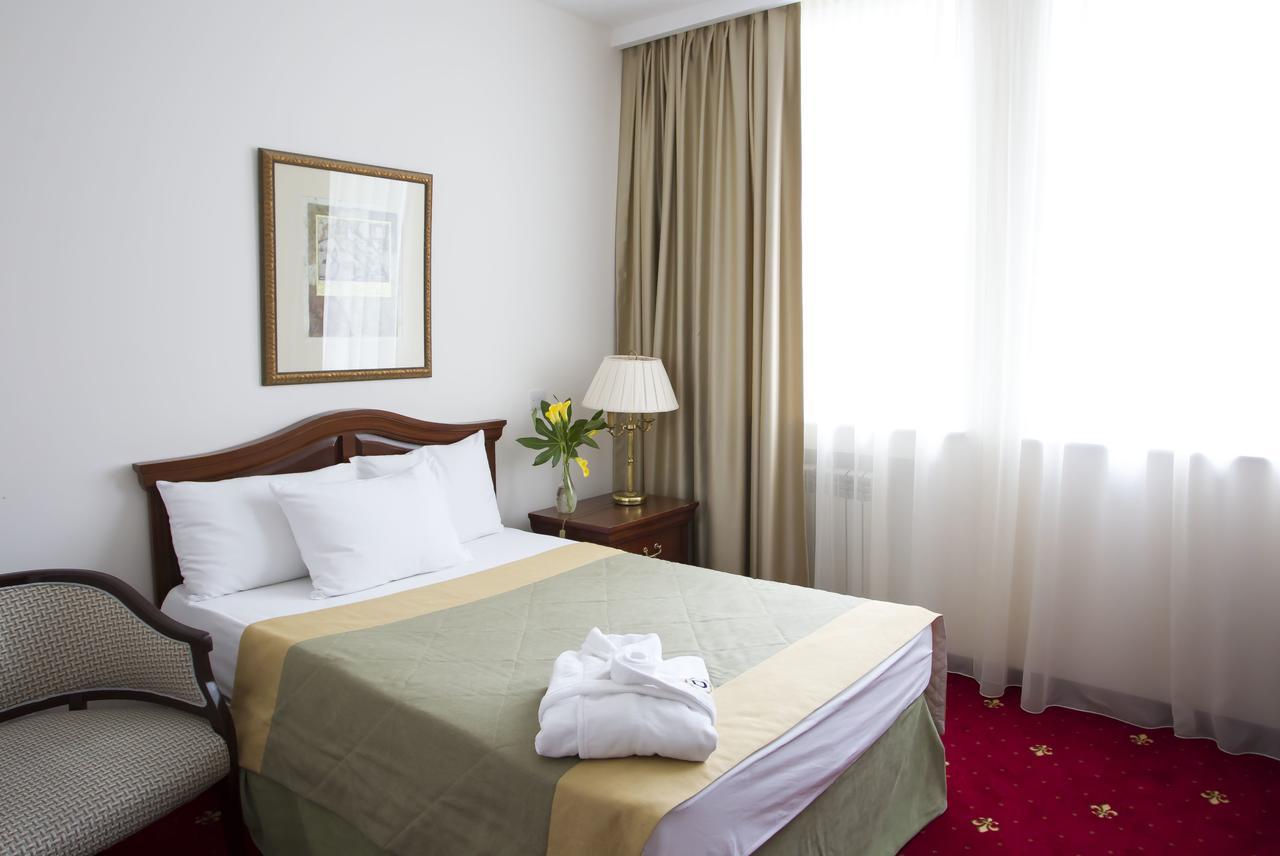 Atyrau Dastan Hotel Zewnętrze zdjęcie