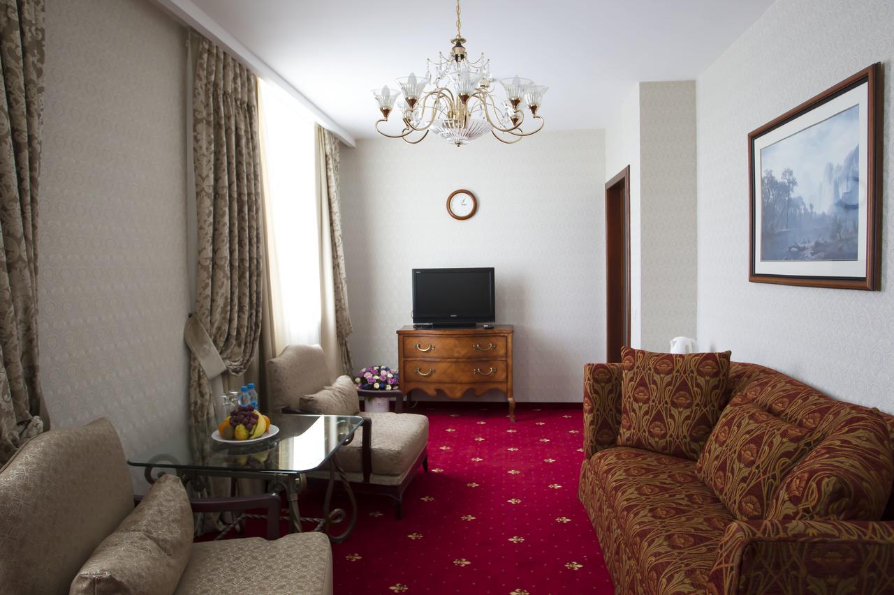 Atyrau Dastan Hotel Zewnętrze zdjęcie