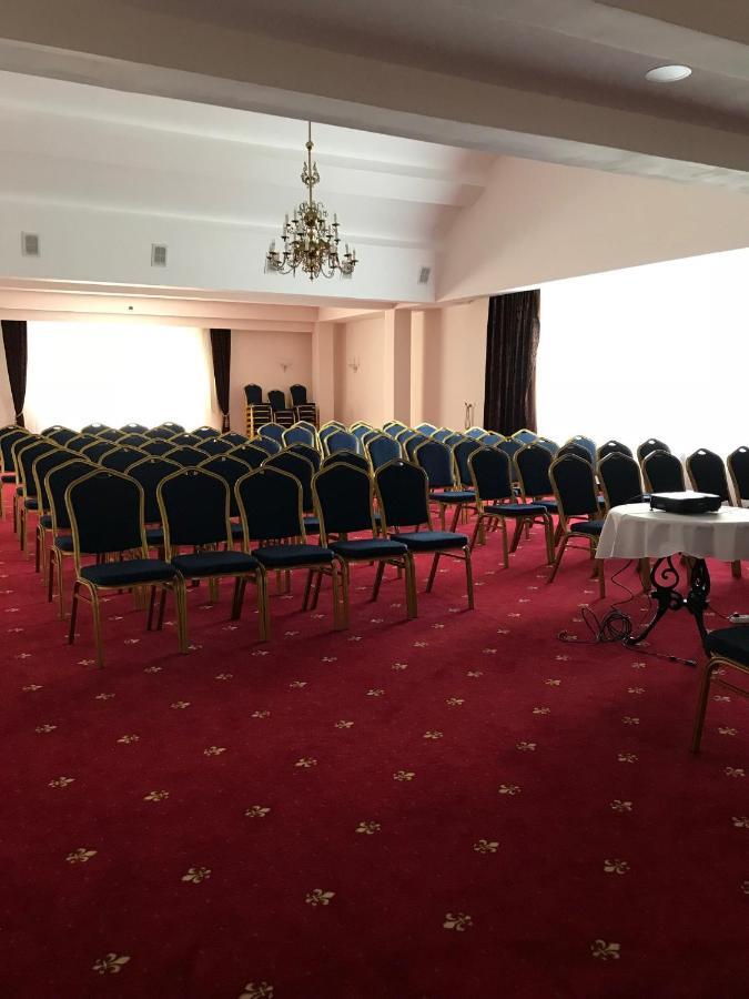 Atyrau Dastan Hotel Zewnętrze zdjęcie
